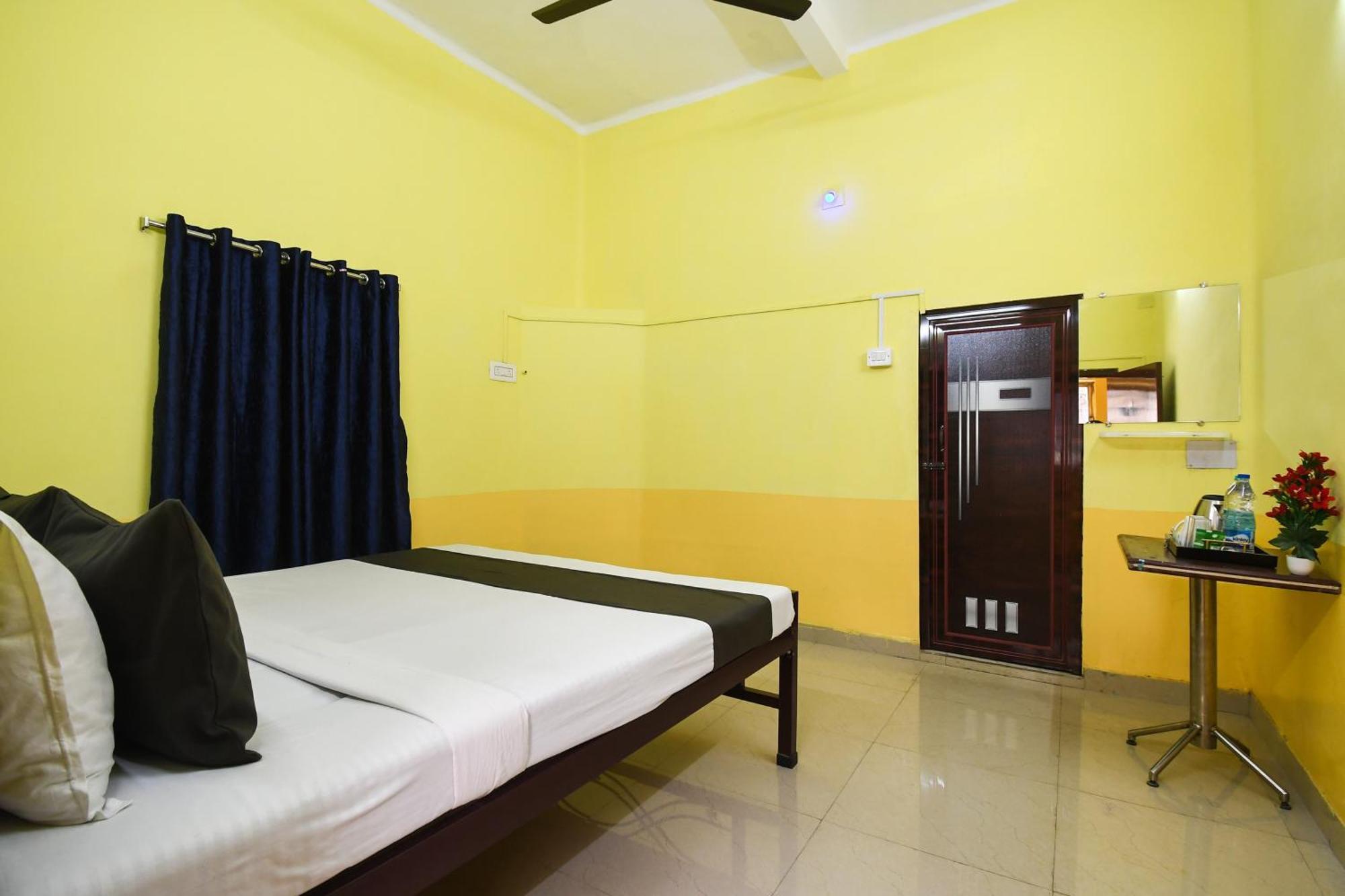 Oyo Heritage Inn Guest House โกลกาตา ภายนอก รูปภาพ