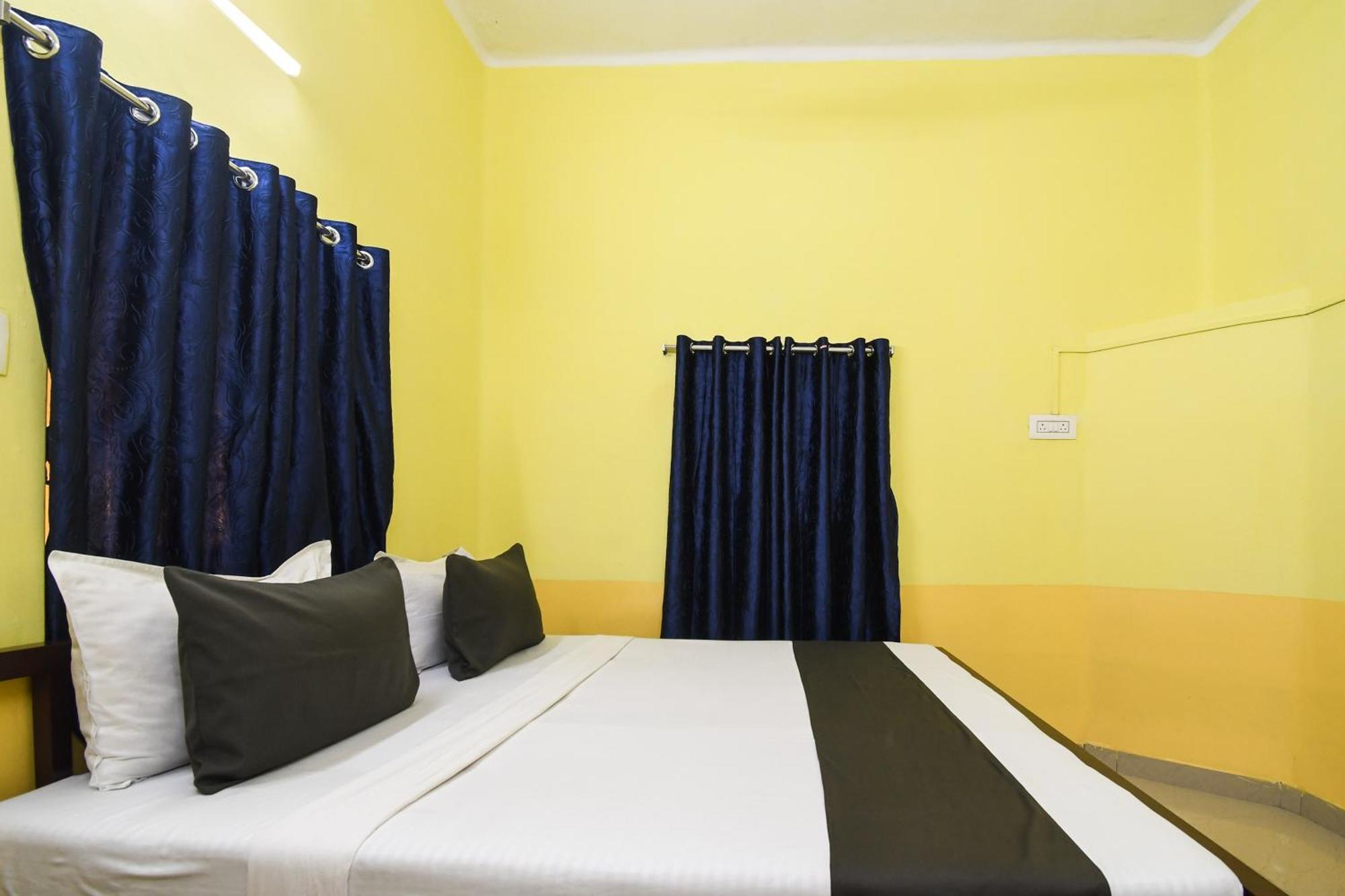 Oyo Heritage Inn Guest House โกลกาตา ภายนอก รูปภาพ
