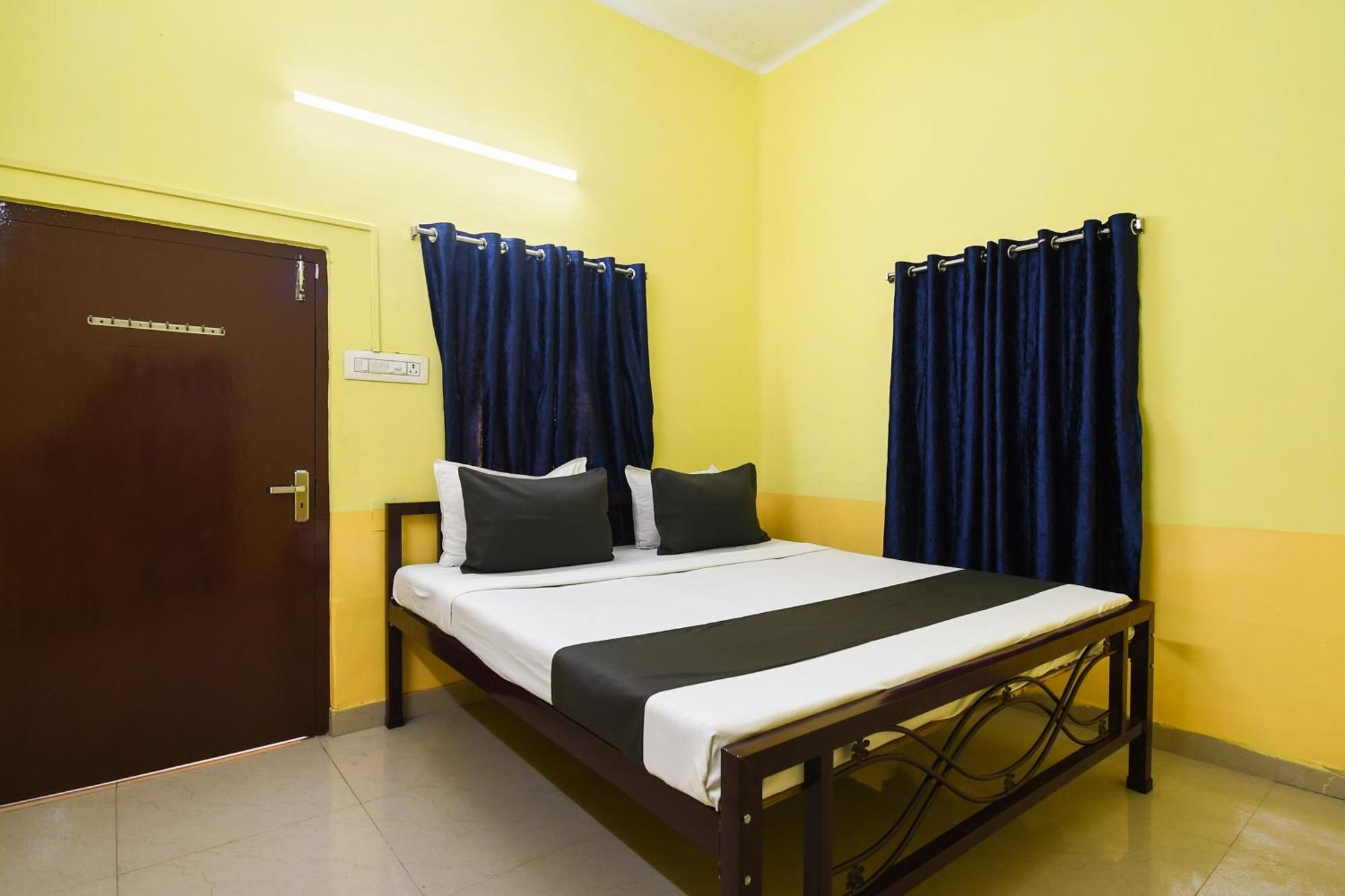 Oyo Heritage Inn Guest House โกลกาตา ภายนอก รูปภาพ