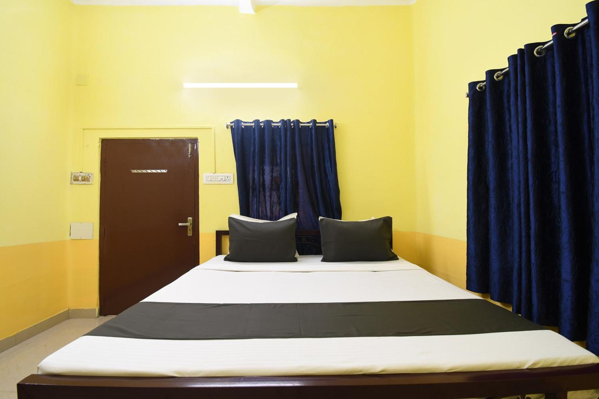 Oyo Heritage Inn Guest House โกลกาตา ภายนอก รูปภาพ