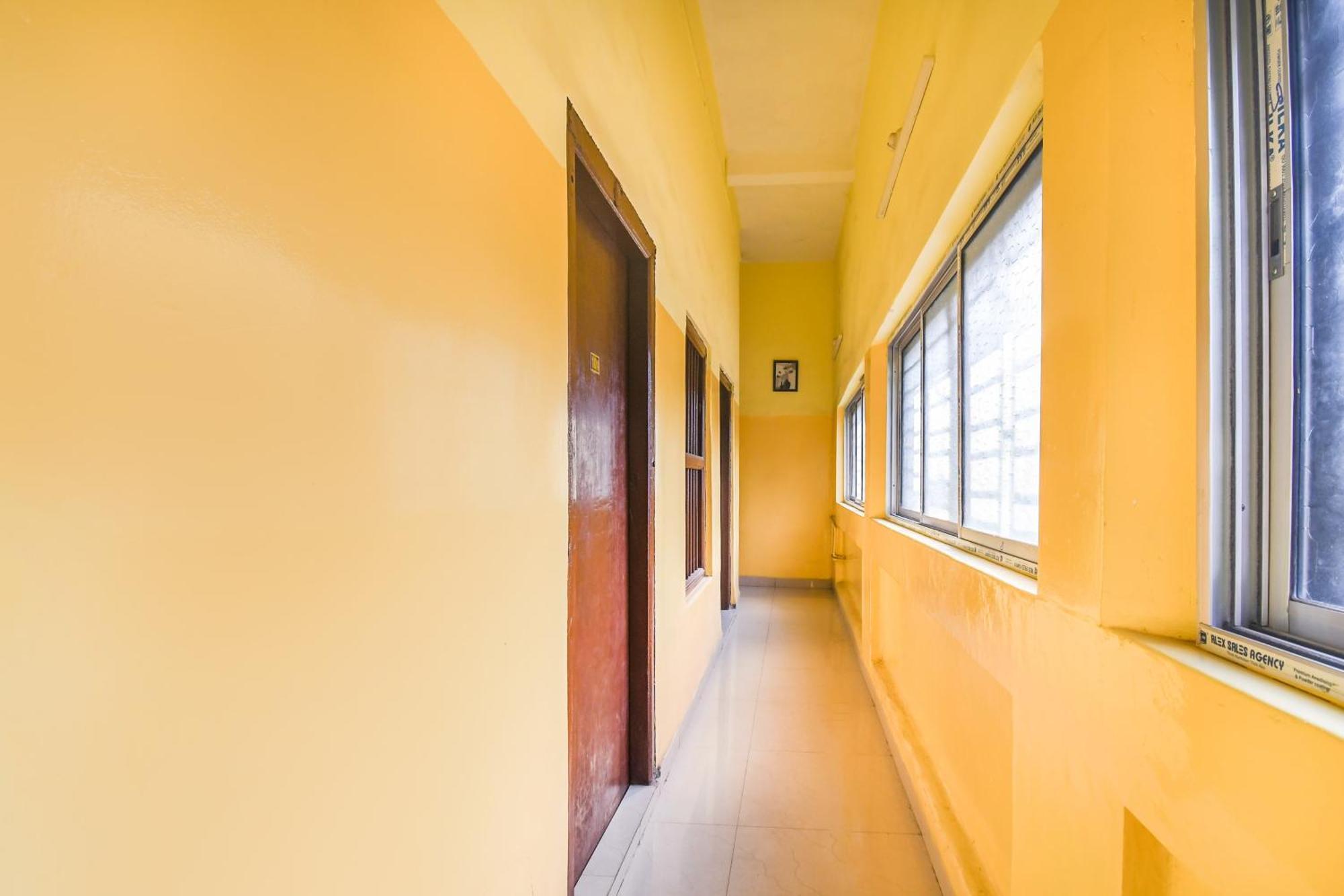 Oyo Heritage Inn Guest House โกลกาตา ภายนอก รูปภาพ